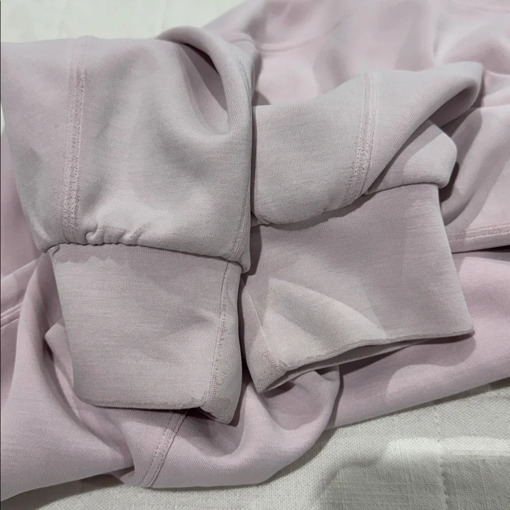 Lululemon Softstreme Cropped Crew